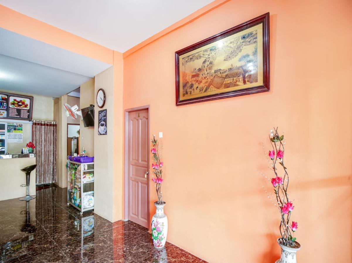 Oyo 90024 Botania Homestay & Cafe Nongsa Eksteriør bilde