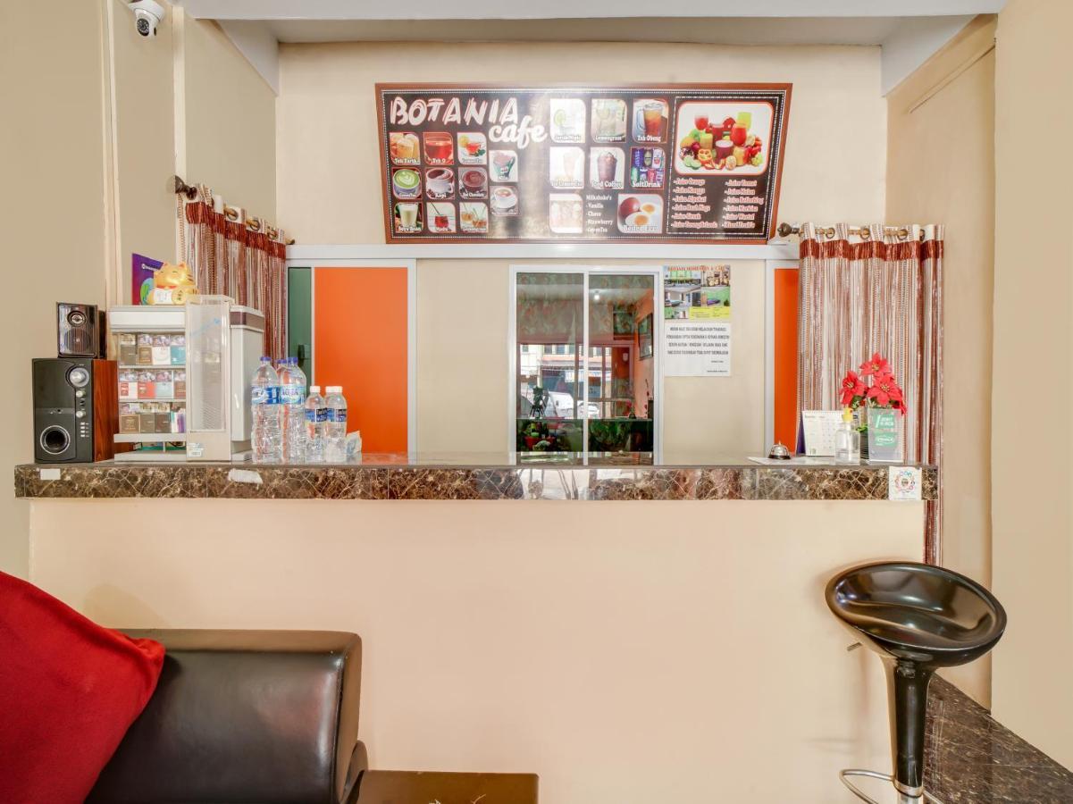 Oyo 90024 Botania Homestay & Cafe Nongsa Eksteriør bilde
