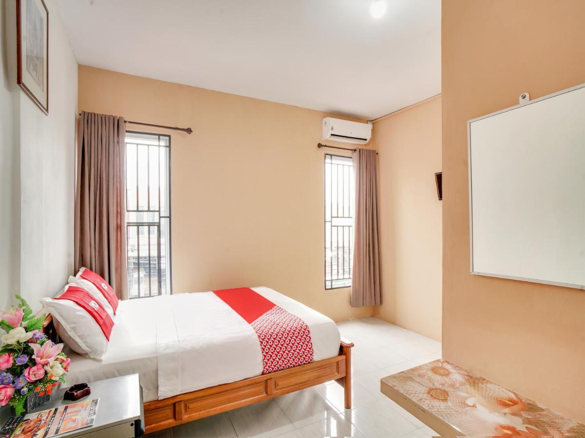 Oyo 90024 Botania Homestay & Cafe Nongsa Eksteriør bilde