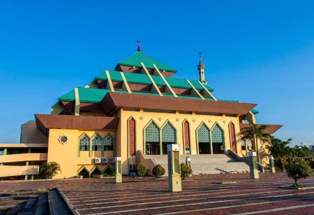 Oyo 90024 Botania Homestay & Cafe Nongsa Eksteriør bilde
